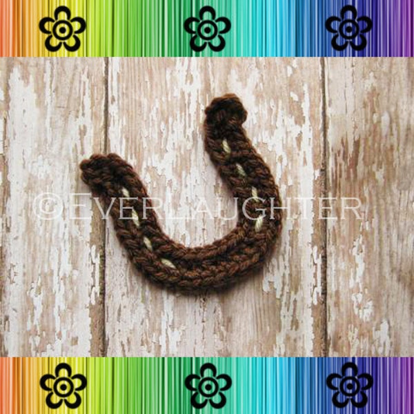 Horseshoe Applique - Crochet Pattern PDF - Detailed Photos