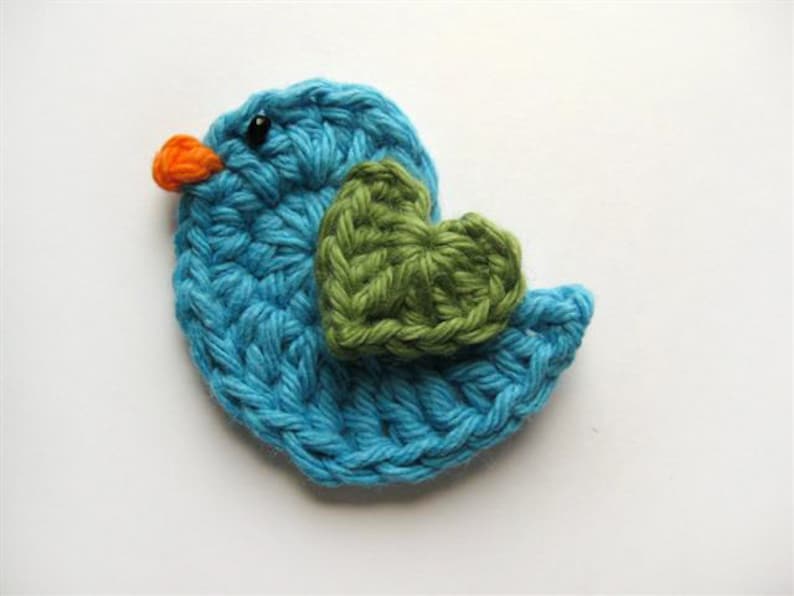 PATTERN-Crochet Bird with Heart Wing Applique-Detailed Photos image 3