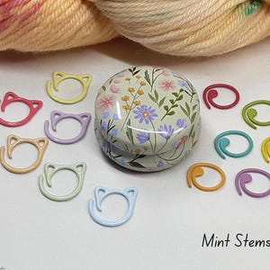 Floral Stitch Marker Tins with stitch markers - Knitting Crochet Accessory Set, 12 Designs Mint Stems