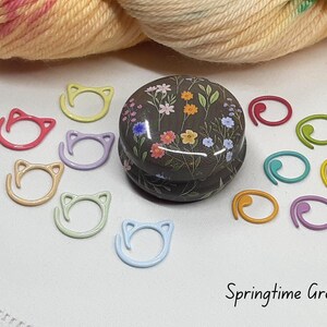 Floral Stitch Marker Tins with stitch markers - Knitting Crochet Accessory Set, 12 Designs Springtime Grey