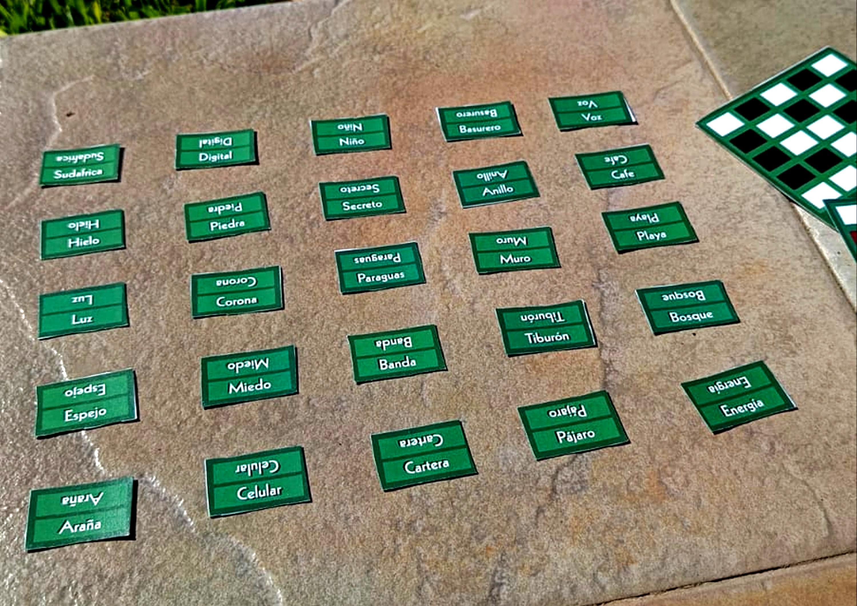 Codenames – Printable Board Game Template | English and Spanish | A4 ...