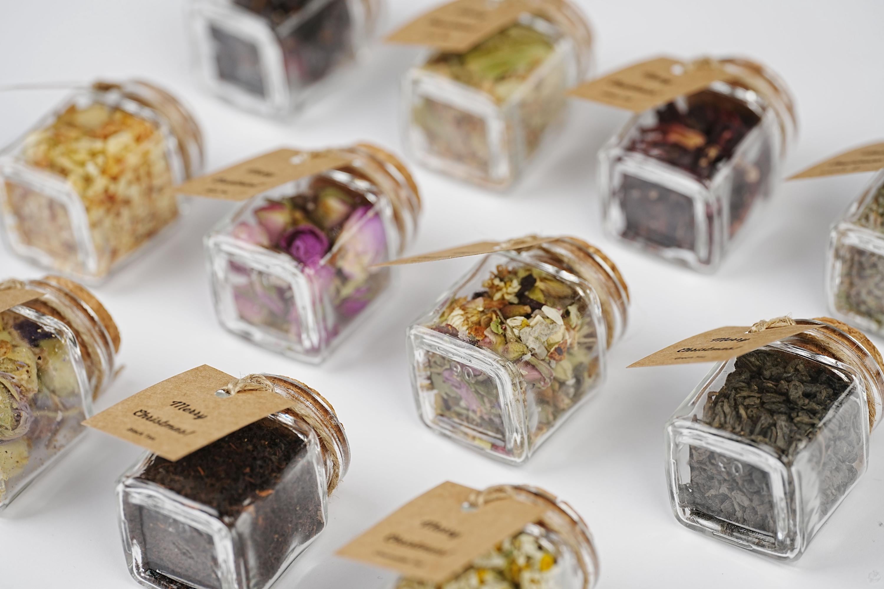 Wedding Tea Favors in Glass Jar, Tea Party Favors, Shower Brewing Favors, Bulk Tea Gifts, Winter Tea Favors, Herbal Tea Favors, Party Gifts