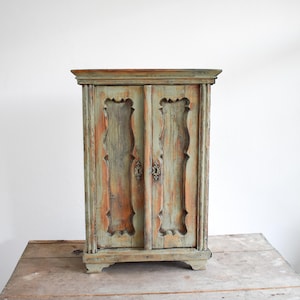 Wooden Antique cabinet from around 1870, Small antique cabinet, Antique wooden cupboard, vintage living room, rustic key holder, Hand carved