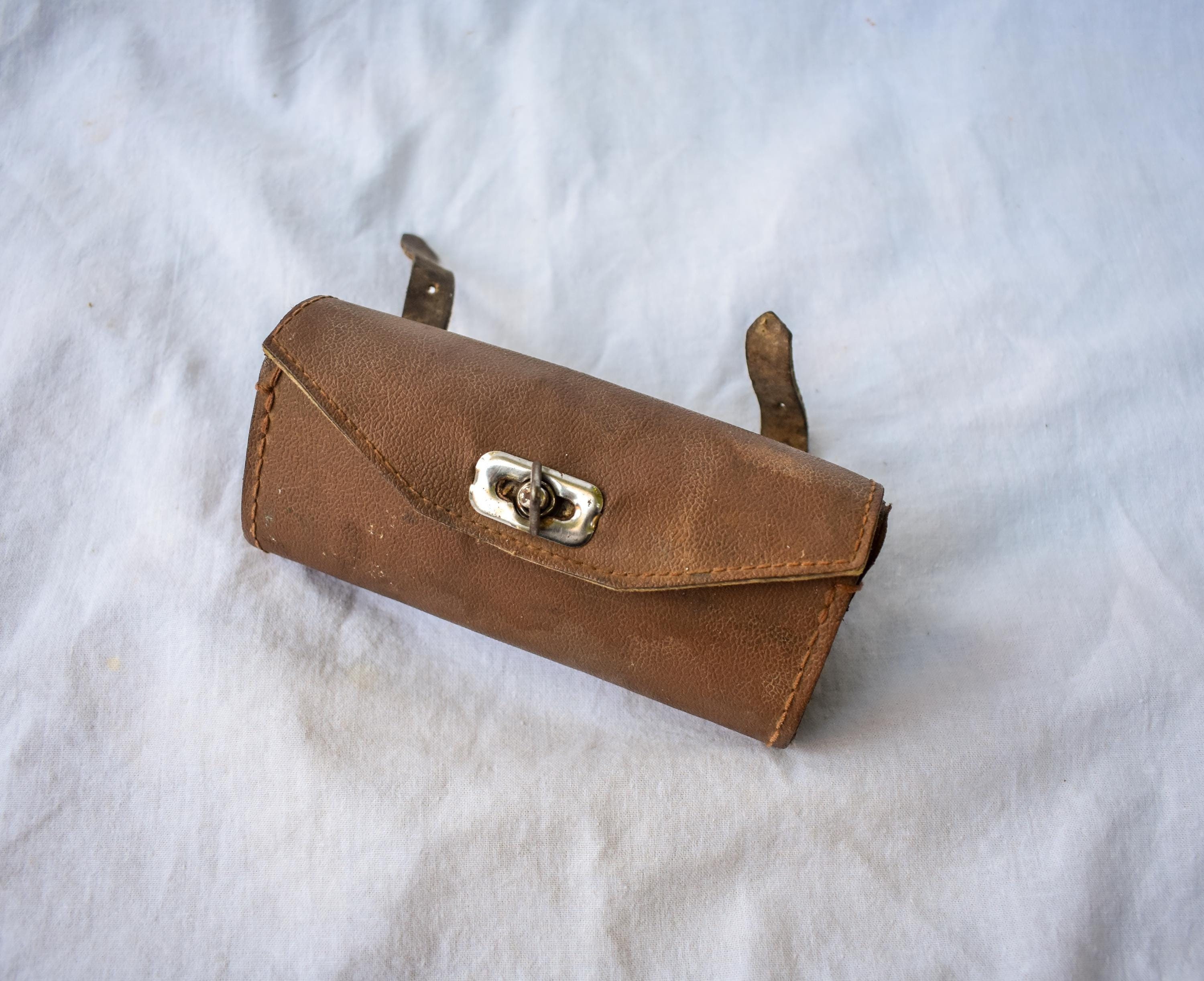 Antik vintage fahrrad werkzeugtasche