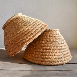 Antique Rye Straw Basket, Woven Coiled Rye Grass Storage, French Coiled Rye Basket, Early Primitive splint rye straw round basket bowl