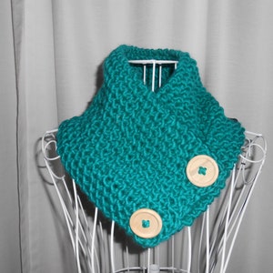 KNIT PATTERN ONLY Seed Stitch Crossover Cowl with Wooden Buttons Unisex Mens Womens Teens