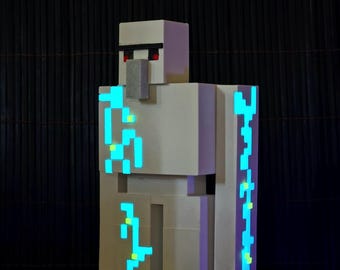 Minecraft Iron Golem Figurine – Glow in Dark PLA Decor