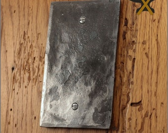 Hammer Textured Single Gang Blank/Delete wall plate