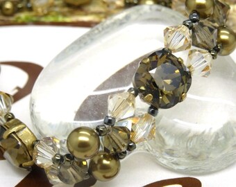 Bracelet NICOLA SMOKEY QUARTZ cabochons bicone crystal Swarovski Czech faceted beads faux pearl glass bronze chic wedding elegance A068