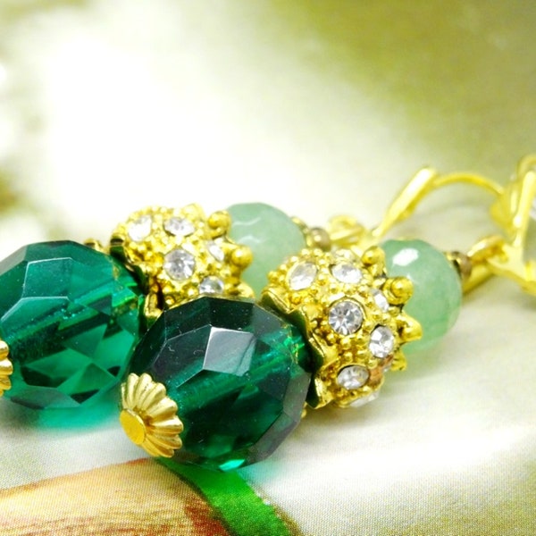 Boucles FESTIVALE EMERAUDE JADE perles facettes strass or vert pierre semi-précieuse fete noel glamour chic OR793