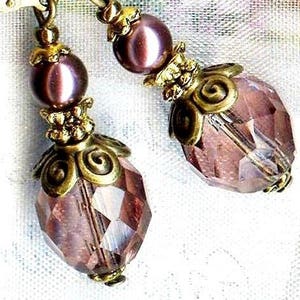 Boucles VINTAGE AMETHYSTE Burgundy cristal bronze perles verre nacré facette boheme antiqued OR701 image 3