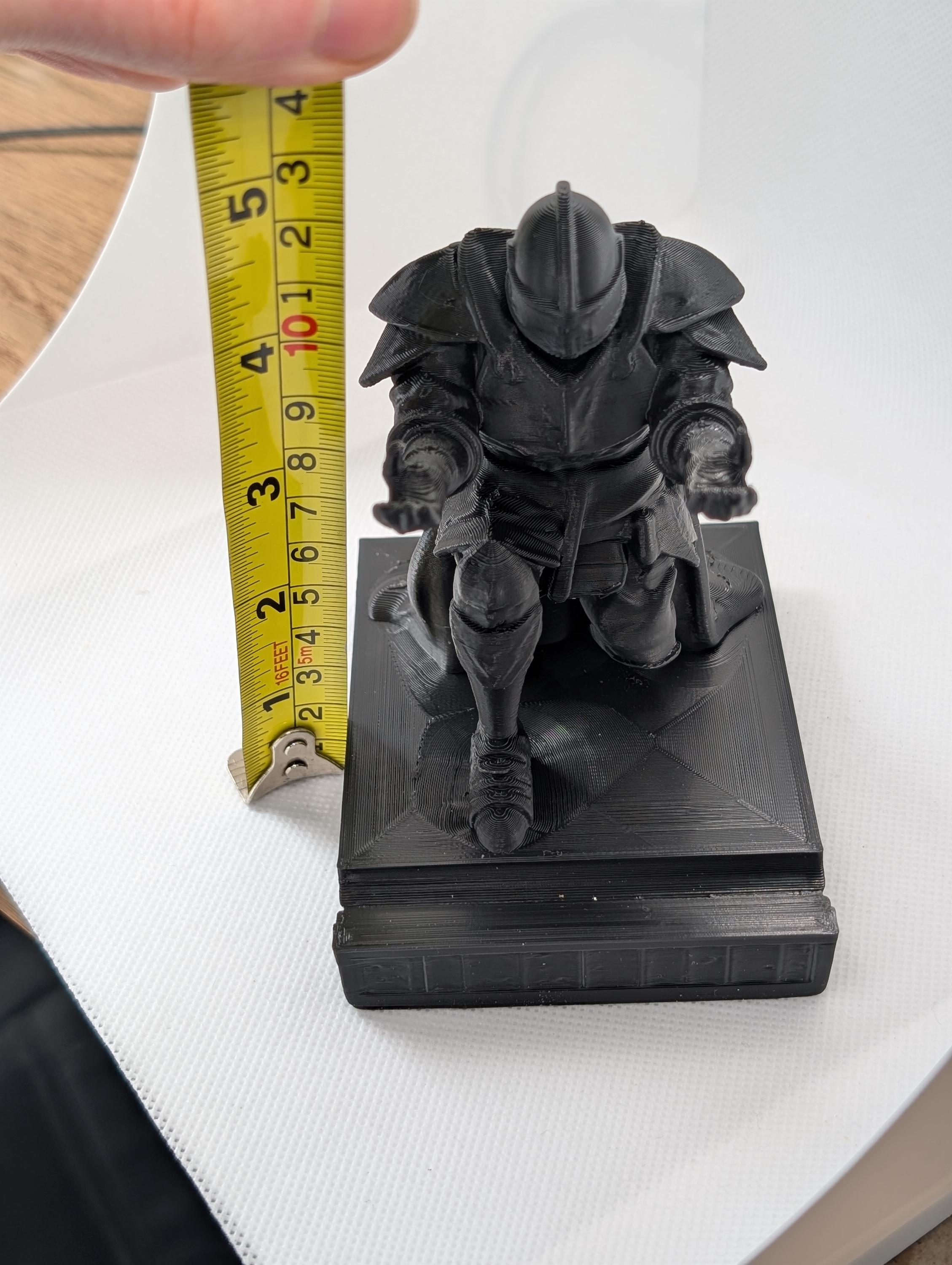 Medieval Pen Holder, King