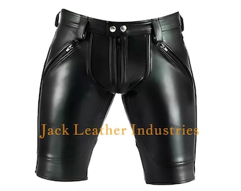 Könnte beinhalten: Schwarze Lederhose mit Reißverschlussdetail und dem Schriftzug "Jack Leather Industries" auf der Vorderseite.
