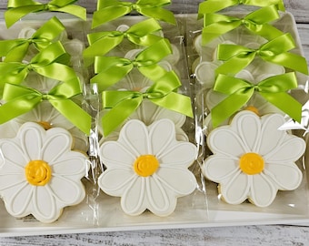 Daisy Cookies (3.75" x 3.75", bowed) - Next Ship Date is 4/3 or for Pre-Ordering up to 12 weeks - SHIPPING INCLUDED