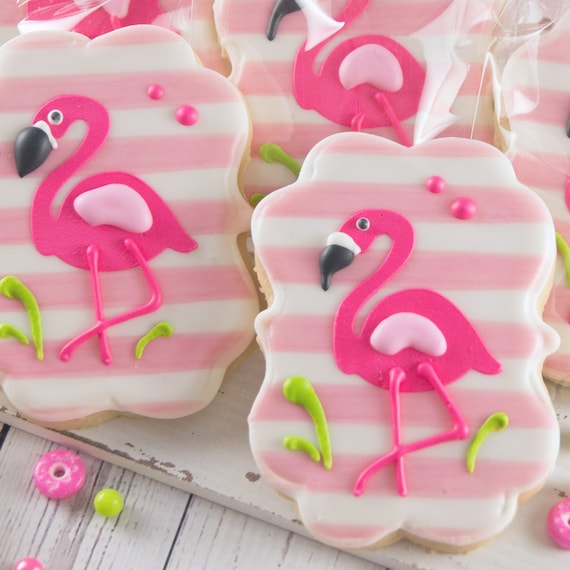 Fun Express Flamingo Silly Straws - Party Supplies - 12 Pieces