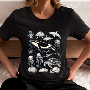 Comfort Colors® Sea Animals 90s Vintage Style T-Shirt, Retro Y2k Ocean Shirt, Sealife, Whale, Orca, Turtle, Dolphin Shirt, Gift For Her