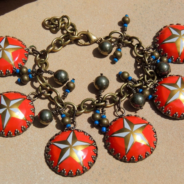 bottle cap charm bracelet, lone star beer, recycled jewelry, kitsch, colorful,star, orange, bottle cap jewelry, beer, wire wrapped, upcycled