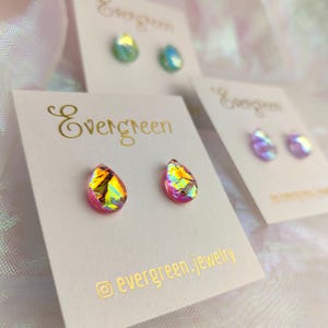 Pendientes colgantes en miniatura iridiscentes
