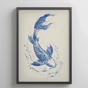 Peut inclure: Impression d'art encadrée représentant une illustration de carpe koï bleue. Le poisson nage avec sa queue vers le haut, entouré d'éclaboussures d'eau. L'œuvre est sur fond crème, encadrée dans un cadre noir.
