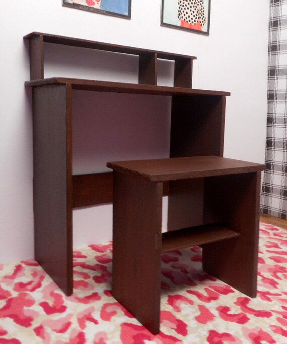barbie desk