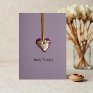 Carte coeur joyeux anniversaire avec décoration coeur en argile violette souvenir et feuille d'or - Carte de luxe/Carte de voeux/Fait main