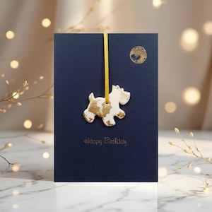 Carte de joyeux anniversaire chien et lune avec décoration souvenir chien en argile et feuille d'or ou d'argent - Luxe/fait main/ornement/cadeau/animal de compagnie