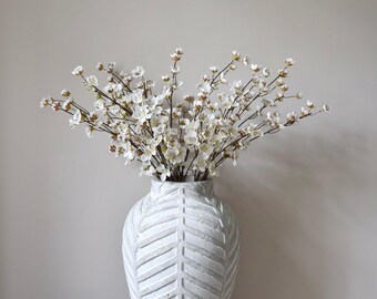 Artificial Cherry Blossom Branch, 68 cm Faux Sakura Stem, Japanese Blossom Branch, Faux White Blossoms, Realistic Cherry Blossom Branch