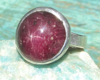 Stern Rubin Ring Größe 50 handgemachte Sterling Silber Band natürliche Edelstein