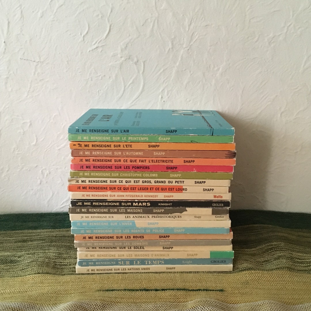 Vintage Book Set Je Me Renseigne Sur by Shapp, Grolier and Watts 1960s Children