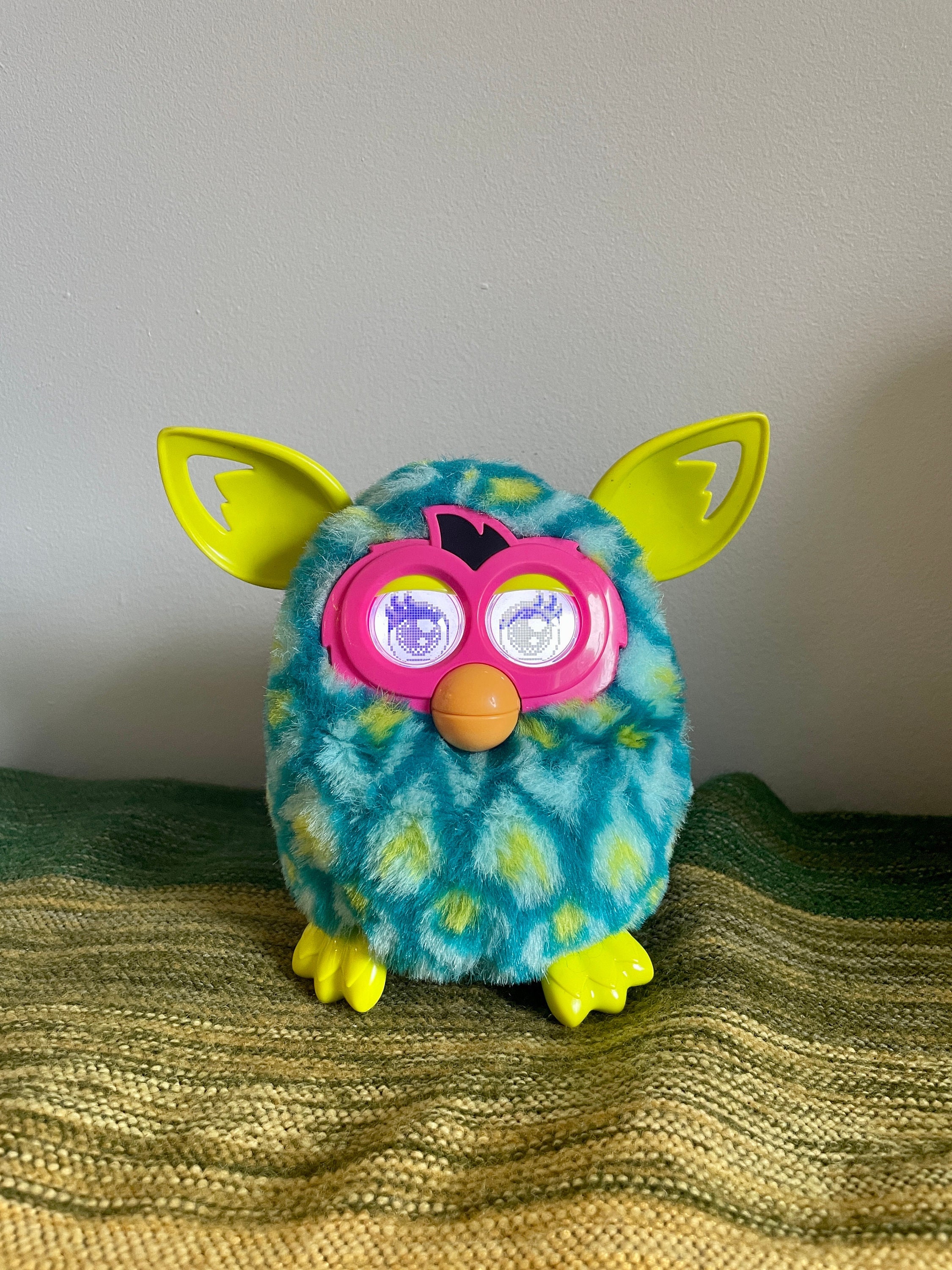 Furby Boom Peacock Turquoise Interactive Toy 2012 Hasbro. Works