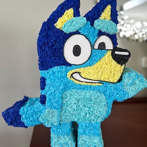 Bluey Inspired Piñata/Pinata, Piñata de Bluey