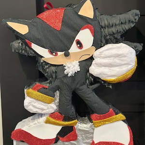 Shadow Inspired Pinata, Pinata de SONIC, Sonic Inspired Craft, Sonic inspired Birthday