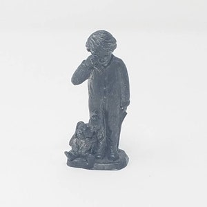 Vtg. 3,5 "tall Michael Ricker Pewter 1990 Christmas Wish List figurine.