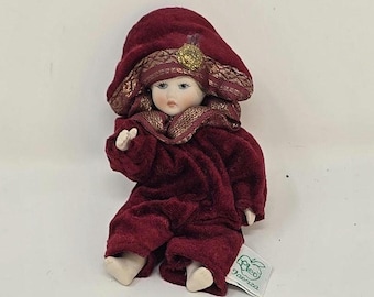 Cleo Faenza small italian porcelain doll collectible hand painted velvet clothes