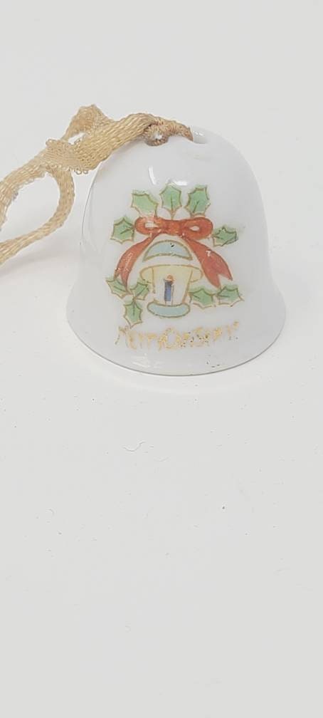 フェアリー Vtg Hand Painted Porcelain Bell Ornament Holiday Décor