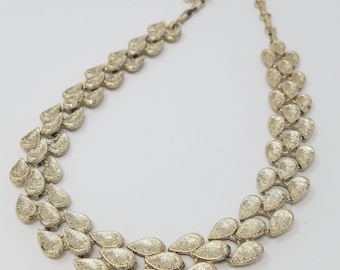 Vintage Coro halsband silverfärgade smycken från mitten av århundradet