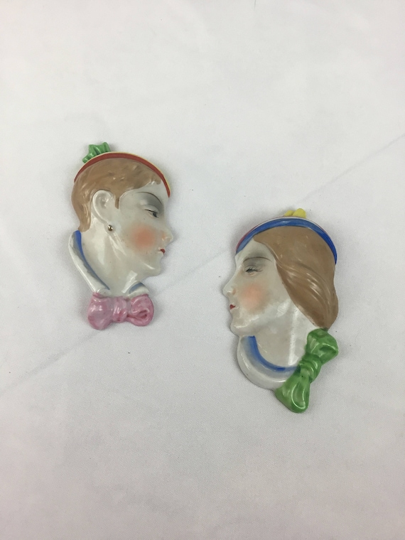 陶器製　顔像　壁飾　置物　在銘　共箱　C　R5914 陶器製 顔像 壁飾 置物 在銘 共箱 C R5914 陶器製 顔