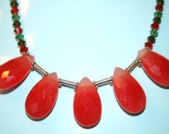 Hand made necklace with Swarovaski crystal and Carnilian teardrop shape