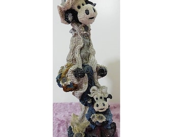 Statuetta vintage Boyds Bears & Friend del 1994 raffigurante una mucca con il suo vitello, alta 7,5 pollici.
