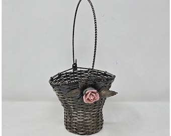 Vtg metal wirework diminutive basket w/ceramic flower silver tone mid century