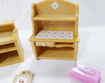 ヴィンテージ時代のドールハウス家具ミニチュアキッチンシンクと食器棚