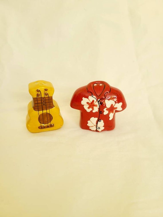 Vintage Hawaiian Salt and Pepper Shaker Figurine Set Ceramic Etsy
