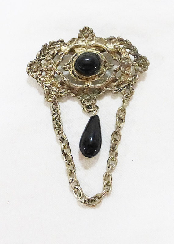 Vintage victorian style brooch pin with chain blac