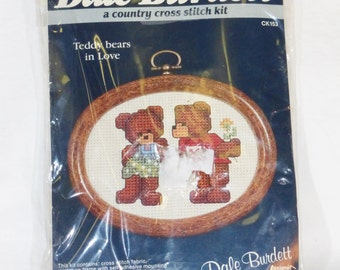 Vintage Dale Burdett cross stitch kit Teddy bears in love 1985 CK153