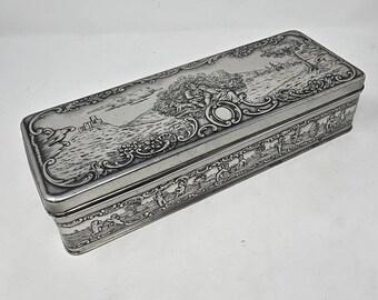 Vtg 3D romantic couple tin box West Germany cherub Florentine biscuit cookie box