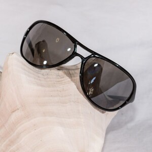 Vintage Lindsey Kildow aviator black sunglasses
