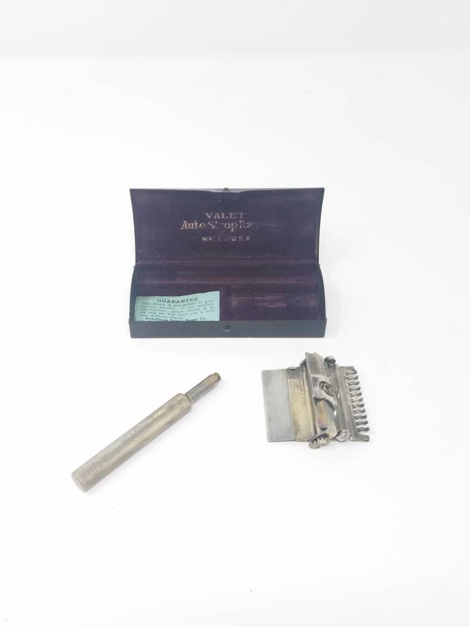 Vtg 1930's Valet Auto Strop Razor in the Original Tin Case, Travel ...