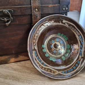 Plato de cerámica antiguo hecho a mano, plato de cerámica antiguo, siglo XIX, decoración rústica del hogar, decoración vintage