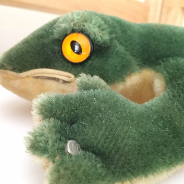 Vintage Steiff Frog Lying Froggy w/ ID 1950s 1960s Retro Mid Century Plush Mohair Toy Airbrush details Metal Button in Ear Knopf en Ohr