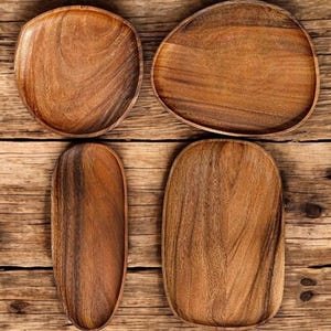 Servierplatten aus Massivholz - Ovale Holztabletts für Obst, Brot, Lebensmittel oder Sushi - Stilvolle Heimdekoration